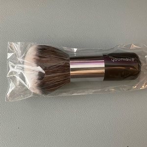 Younique Powder Brush